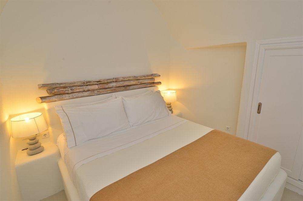 Hostel 16 Oia 외부 사진