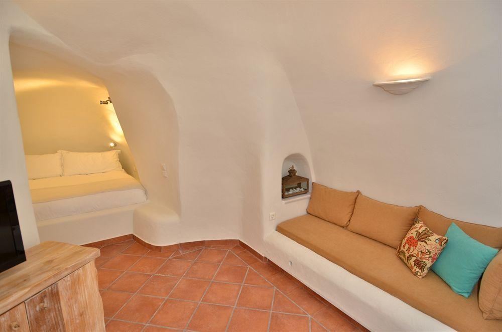 Hostel 16 Oia 외부 사진