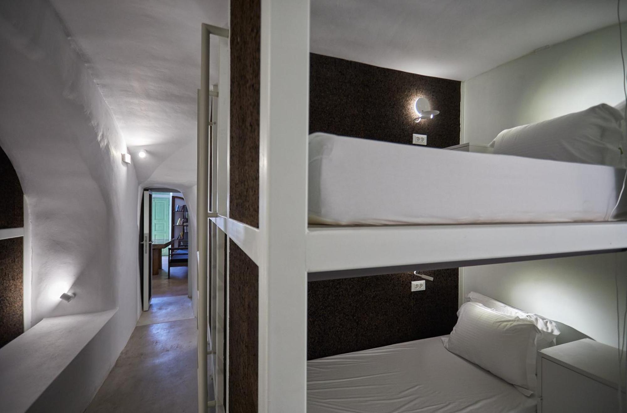 Hostel 16 Oia 외부 사진