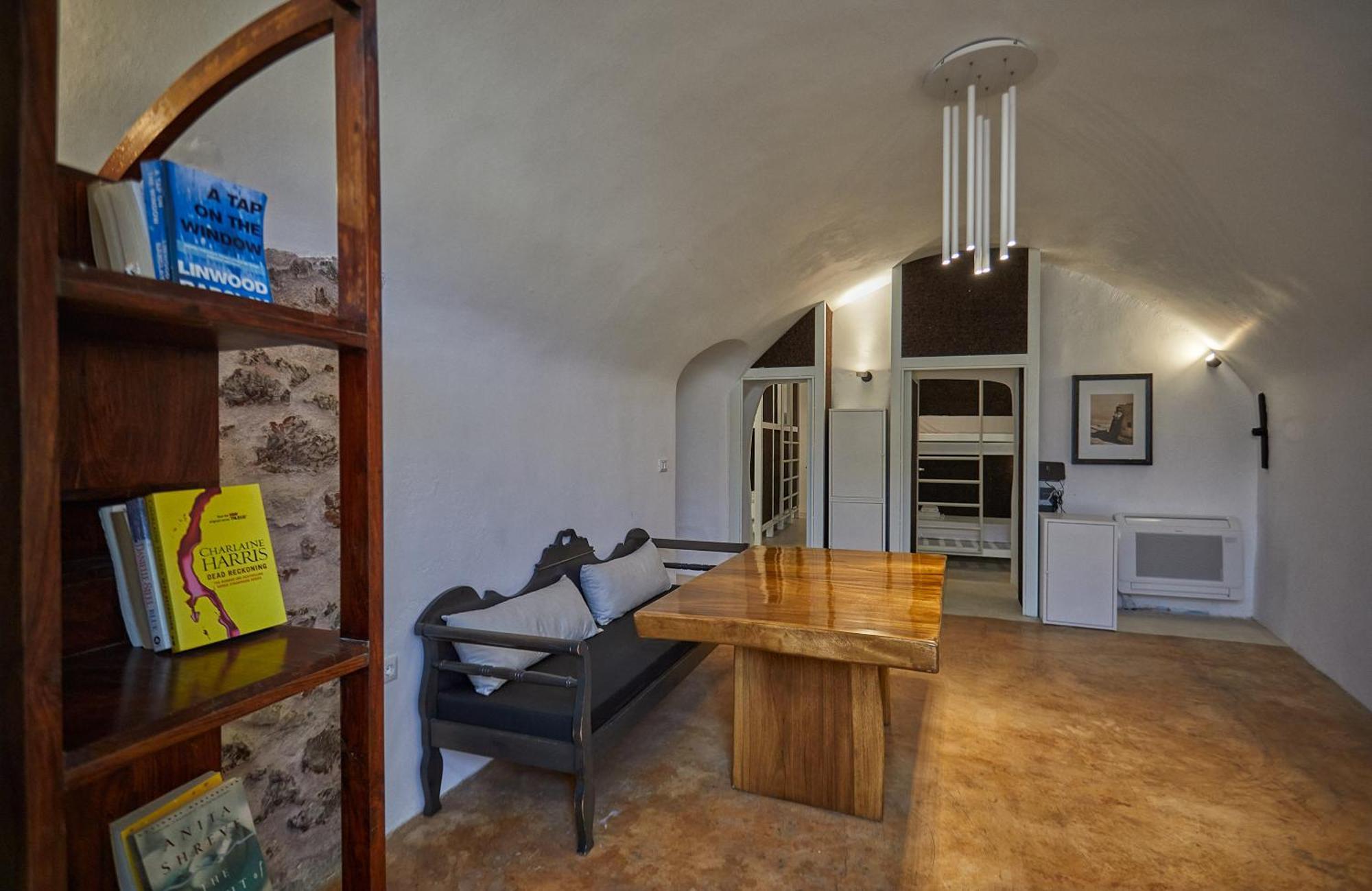 Hostel 16 Oia 외부 사진